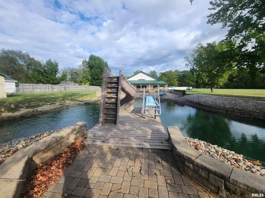 2878 Sunfield Road, Sunfield, IL 62832 - Image #2