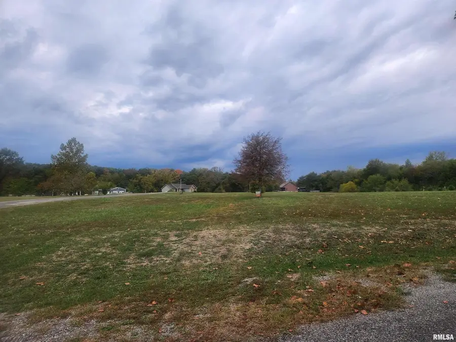 821 Bluebell Road, Du Quoin, IL 62832 - Image #2