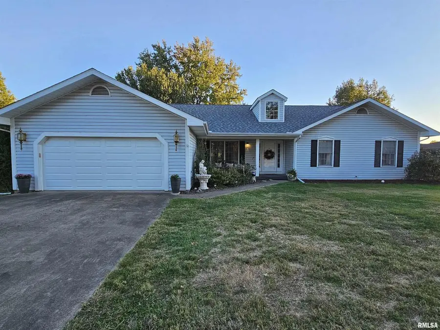 3517 Victoria Avenue, Mount Vernon, IL 62864 - #3