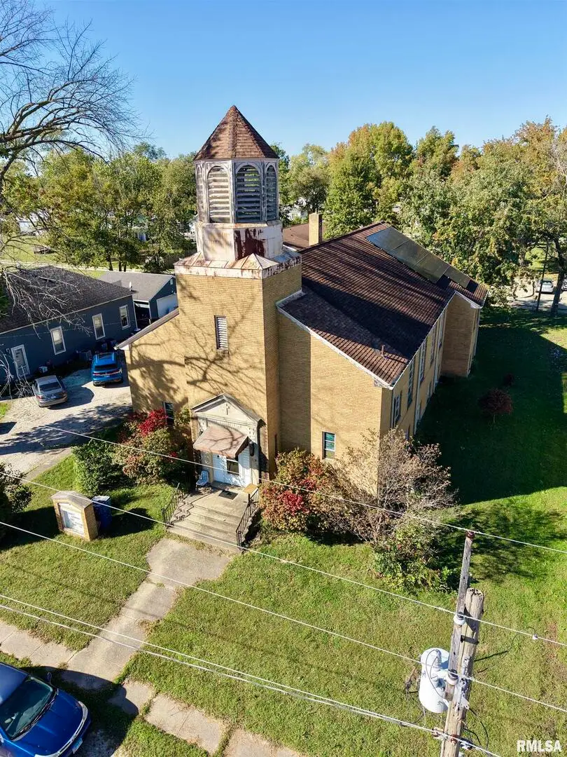 120 W Poplar Street, Noble, IL 62868 - Image #1