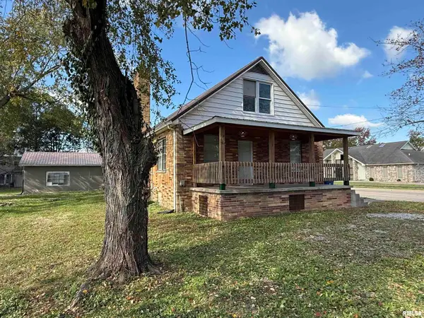 1103 W Boulevard Street #A & B, Marion, IL 62959