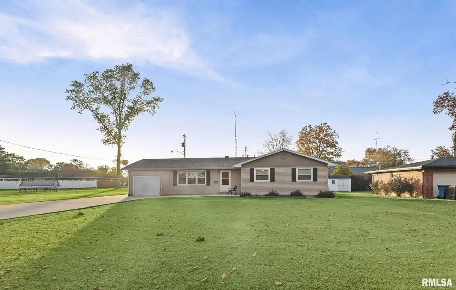 628 Sara Drive, Centralia, IL 62801 - Image #3