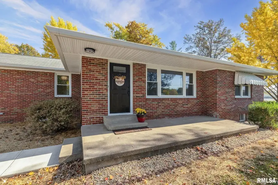 503 Airport Road, Centralia, IL 62801-6583 - Image #2