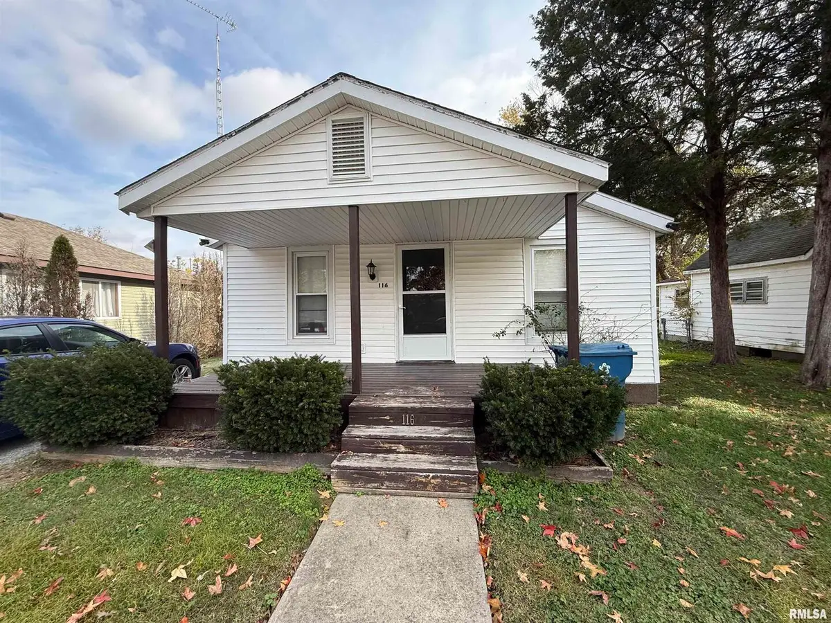 116 N Wilson Street, Hurst, IL 62949 - #1