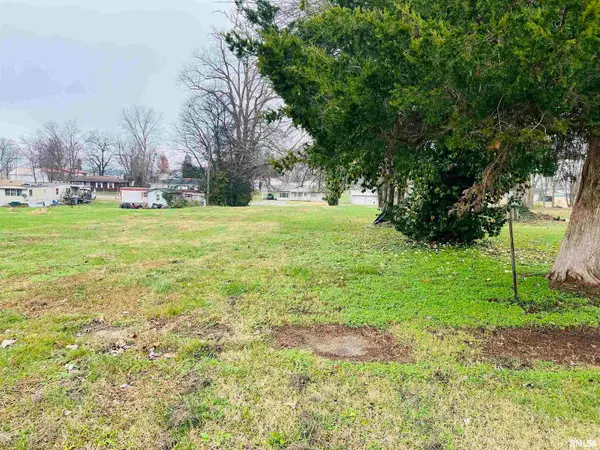 129 E Wilson Avenue, Shawneetown, IL 62984