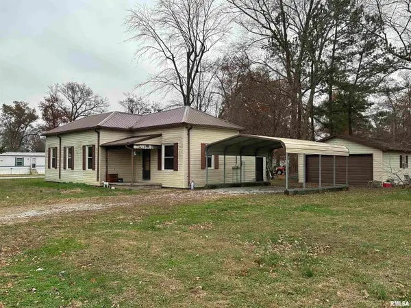 103 E 11th Street, Belle Rive, IL 62810