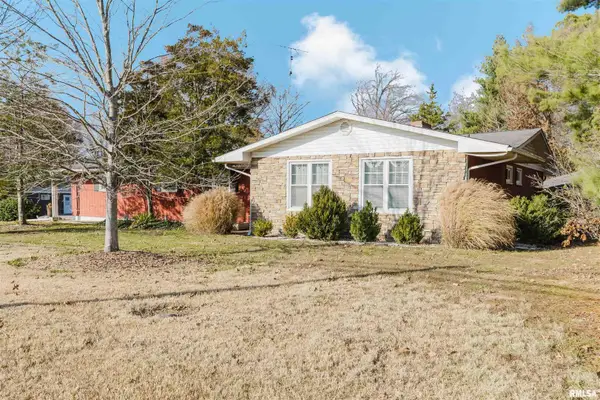 100 Prairie Road, Carterville, IL 62918