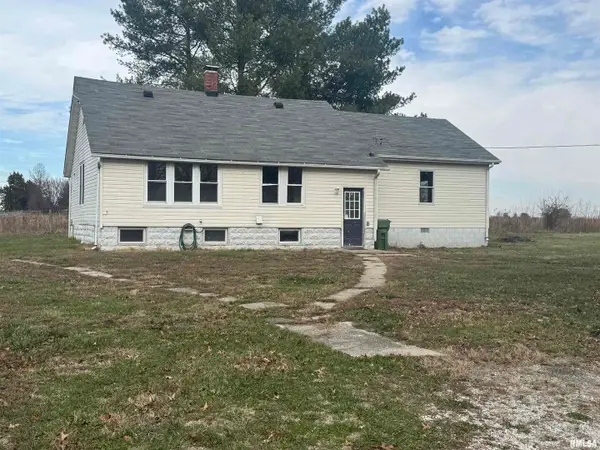 23392 N Il Hwy 37 Highway, Dix, IL 62830