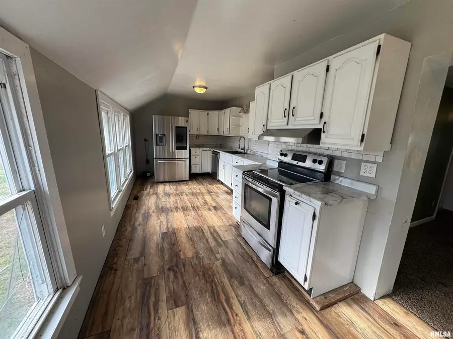 23392 N Il Hwy 37 Highway, Dix, IL 62830 - Image #2