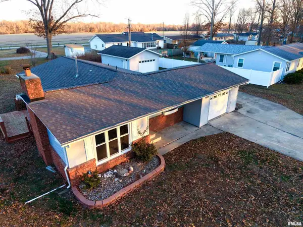 274 Oaktree Ave Avenue, Salem, IL 62881