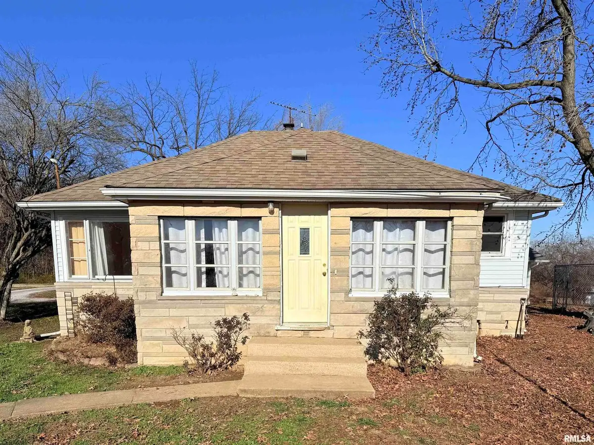 1708 N Yew St Street, Harrisburg, IL 62946 - Image #1