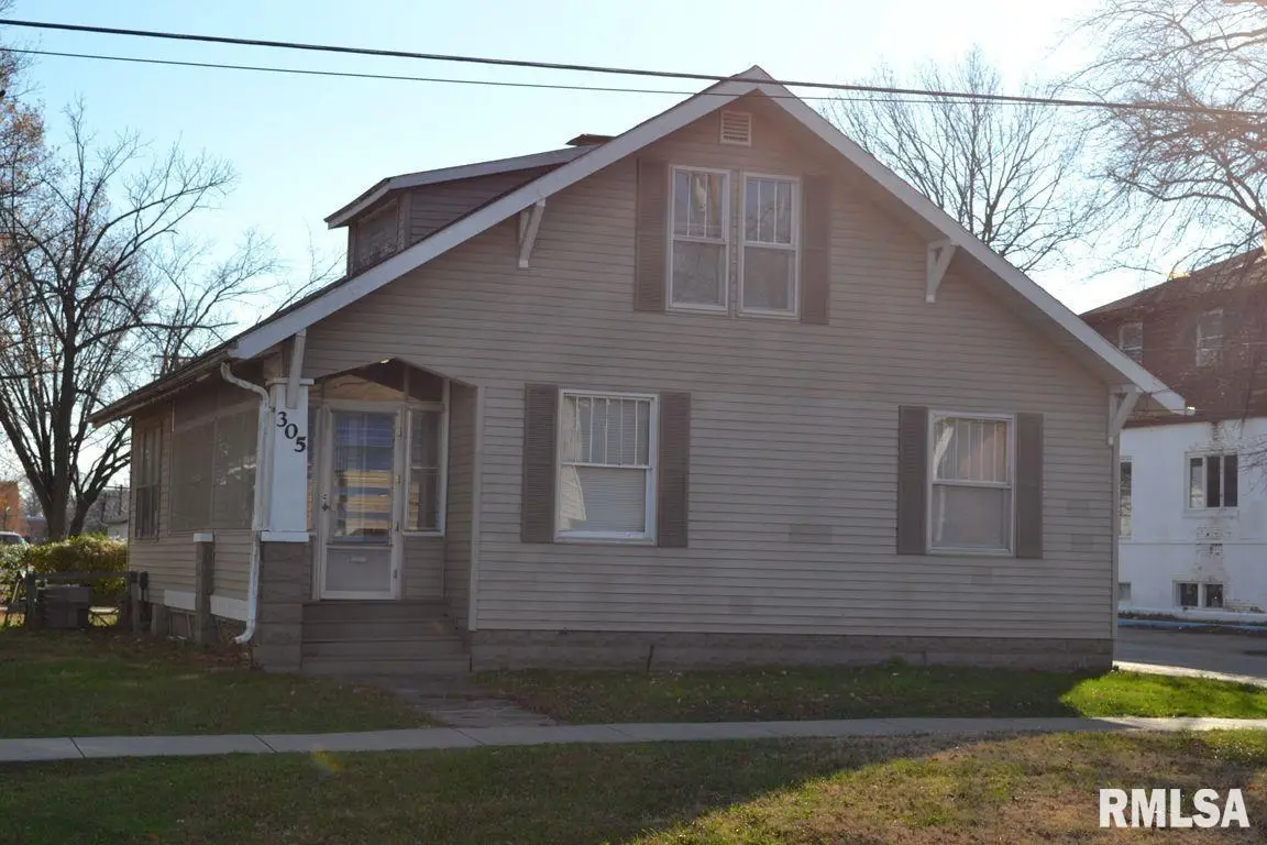 305 W College Street, Carbondale, IL 62901 - Image #1