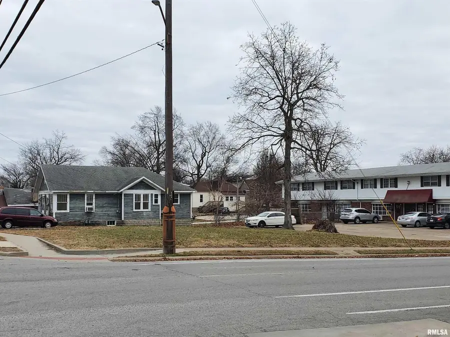 501 S Poplar Street, Carbondale, IL 62901 - Image #2