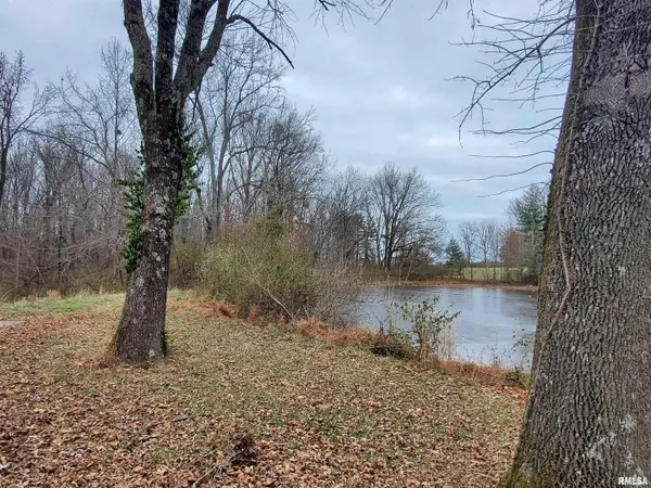 000 Delaware Road, Carbondale, IL 62901