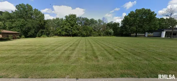 2110 47th Street, Moline, IL 61265