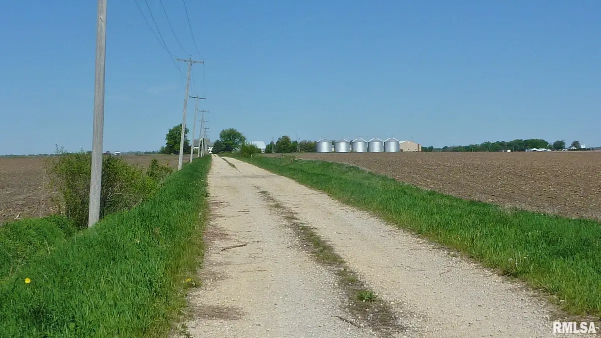 7936 Utica Ridge Road, Davenport, IA 52807 - Image #1