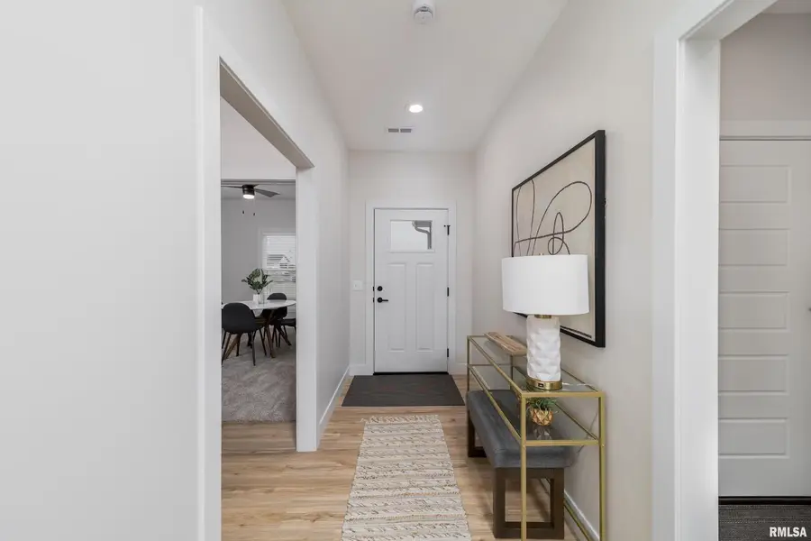 361 E Donahue Street #11, Eldridge, IA 52748 - Image #3