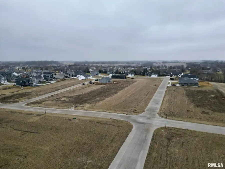 6107 Duggleby Avenue, Davenport, IA 52807 - #2