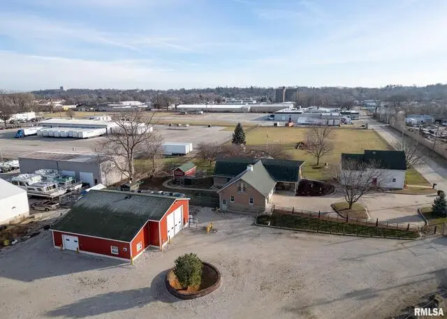 225 34th Avenue, Rock Island, IL 61201 - Image #1