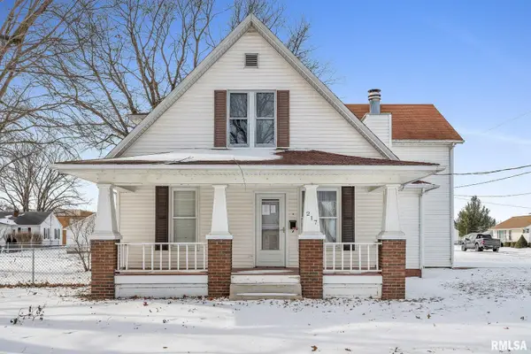 217 N 5th Avenue, New Windsor, IL 61465