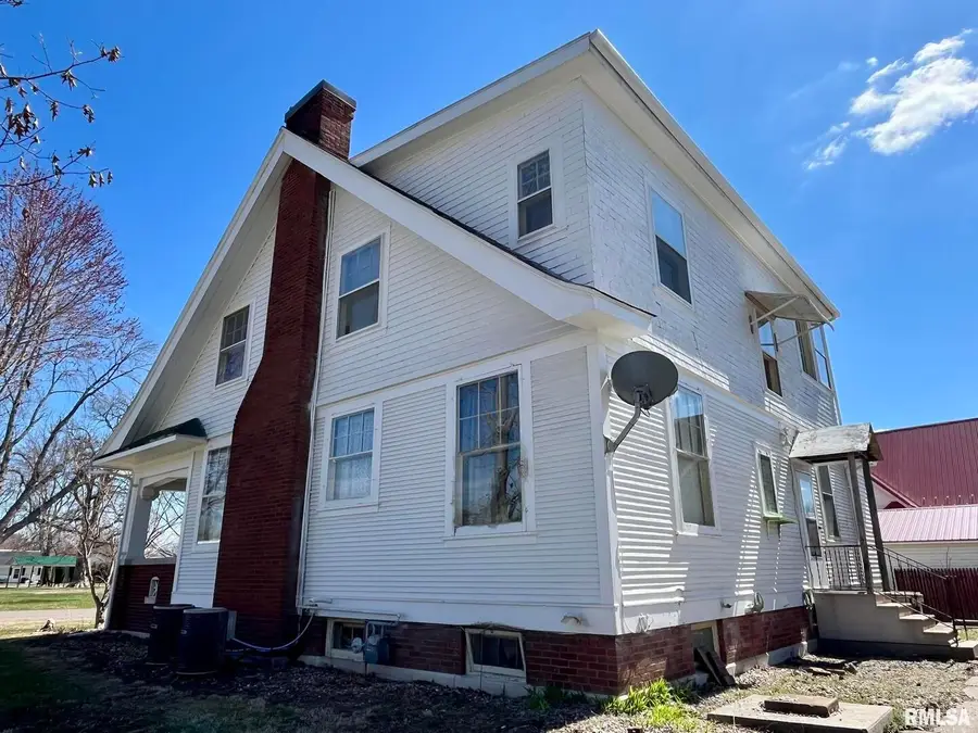 100 S Franklin Street, Clayton, IL 62324 - Image #2