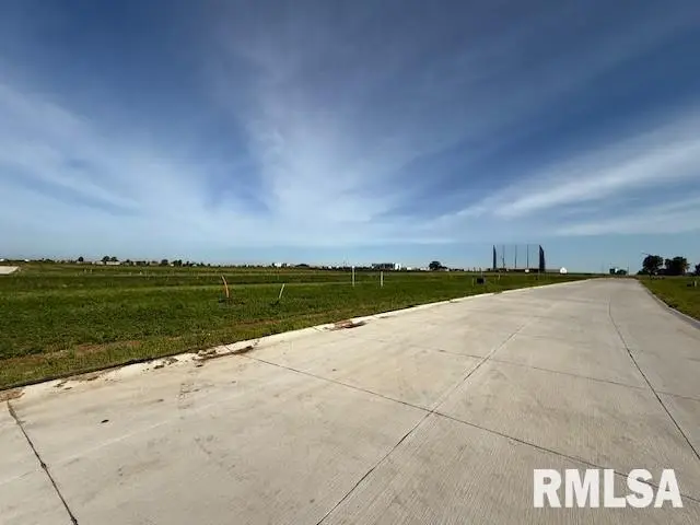 6402 Meyer Road, Bettendorf, IA 52722 - Image #1