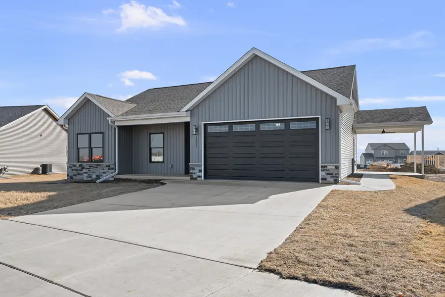 1832 Redbud Circle, Eldridge, IA 52748 - #2