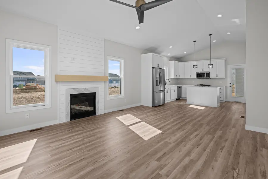 1832 Redbud Circle, Eldridge, IA 52748 - #3