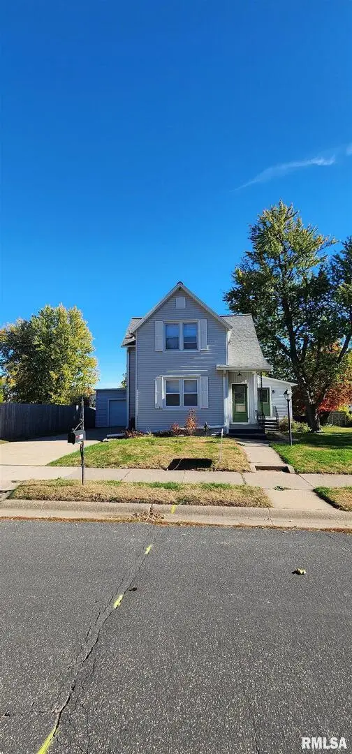 1713 N 5th Street, Clinton, IA 52732 - Image #1