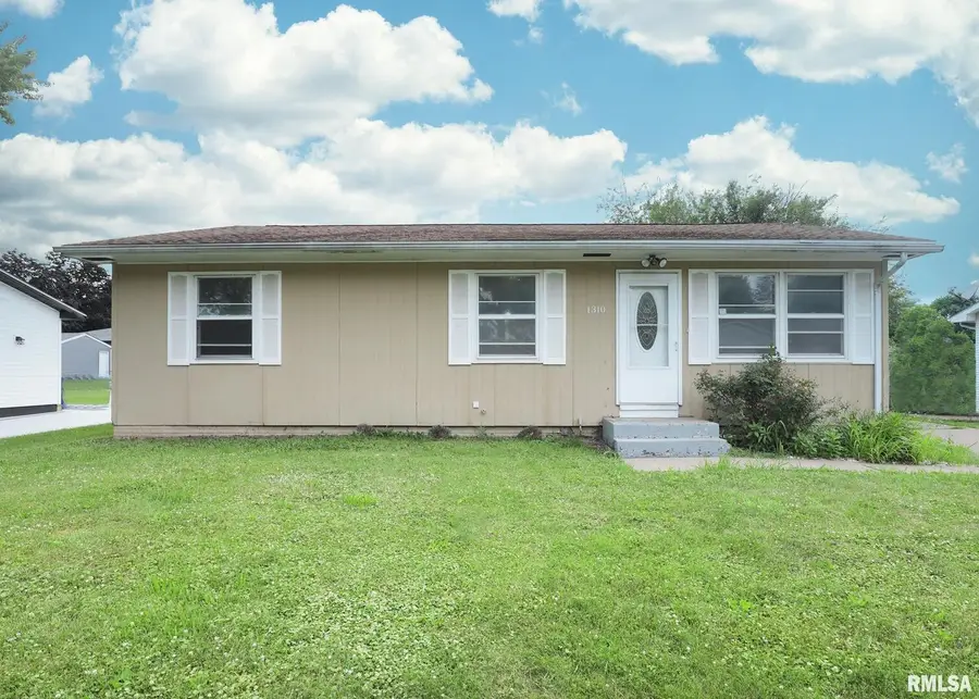 1310 Calvin Street, Davenport, IA 52804 - Image #2