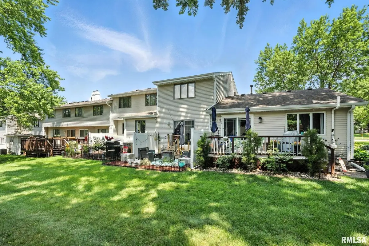 3295 Johnathan Avenue, Bettendorf, IA 52722 - Image #1