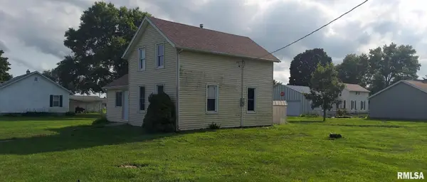 401 S 3rd Avenue, New Windsor, IL 61465