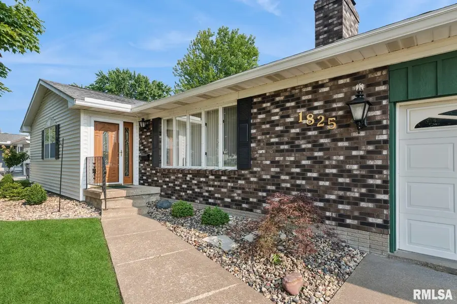 1825 5th Ave S Avenue S, Clinton, IA 52732 - Image #3