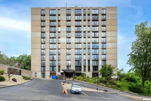 1800 7th Street #8C, East Moline, IL 61244