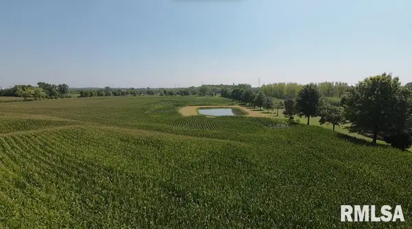 000 Dunn Road, Camanche, IA 52730