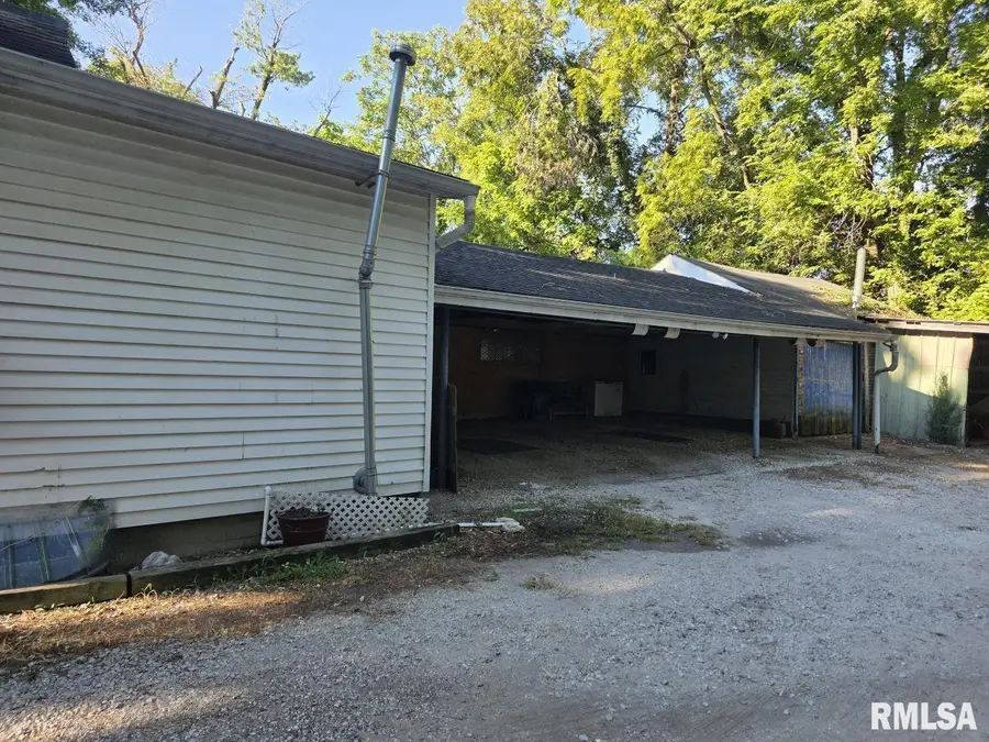 1715 N 4th Street, Quincy, IL 62301 - Image #2