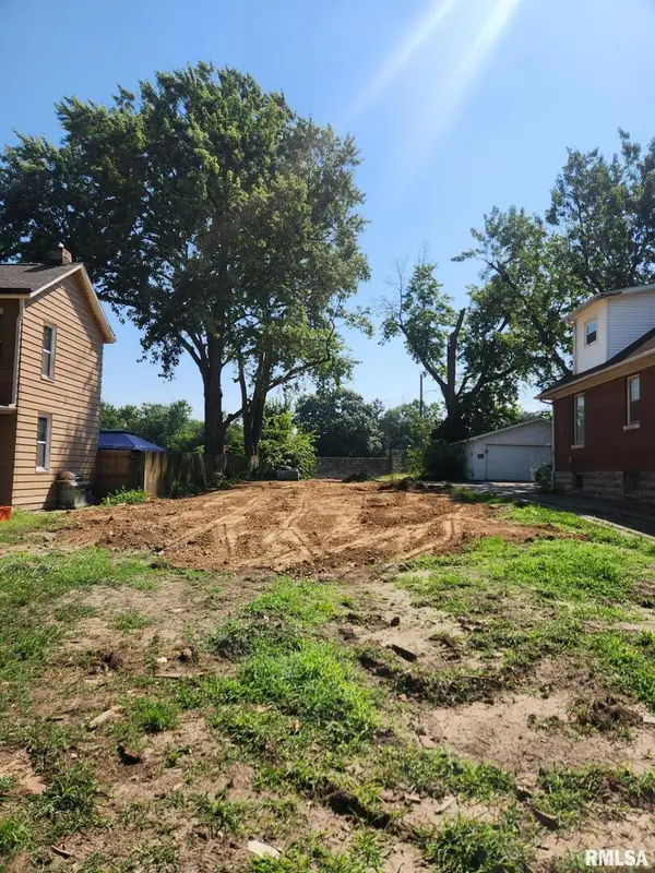 311 S 14th Street, Quincy, IL 62301