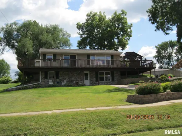 301 N Church Street, Albany, IL 61230