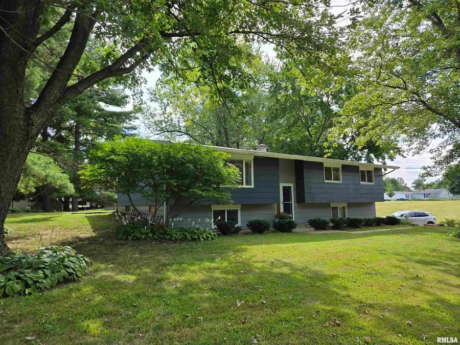 7955 Sugar Grove Road, Rushville, IL 62681 - Image #2