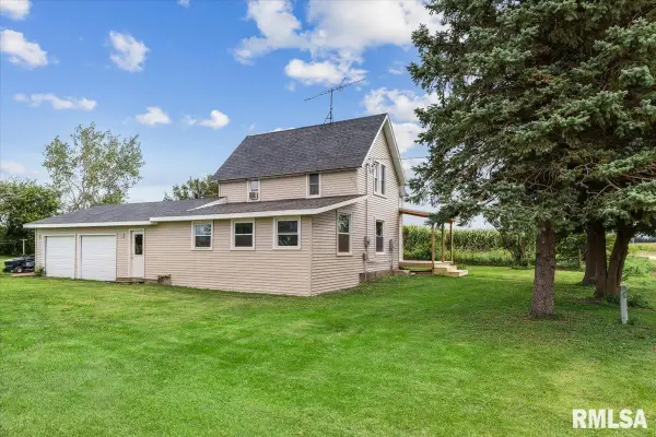 2812 145th Street, Charlotte, IA 52731