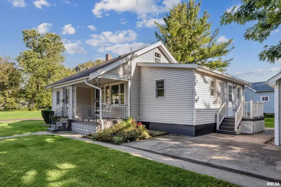 460 W Knox Street, Galesburg, IL 61401 - Image #2