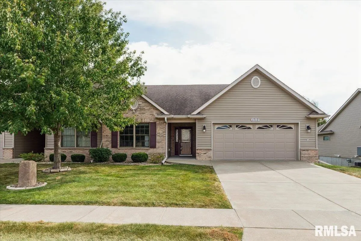 1713 Garrett Avenue, Clinton, IA 52732 - Image #1