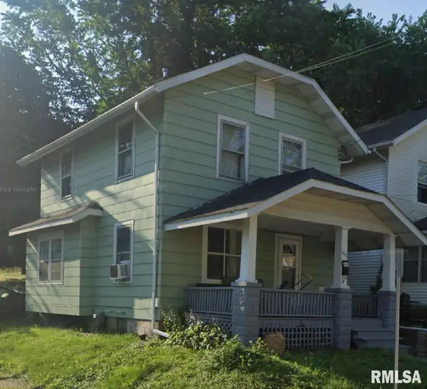 1233 Eastern Avenue, Davenport, IA 52803