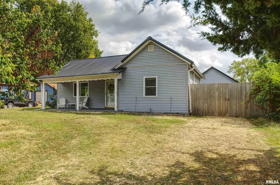 607 2nd Street, Camanche, IA 52730 - Image #2