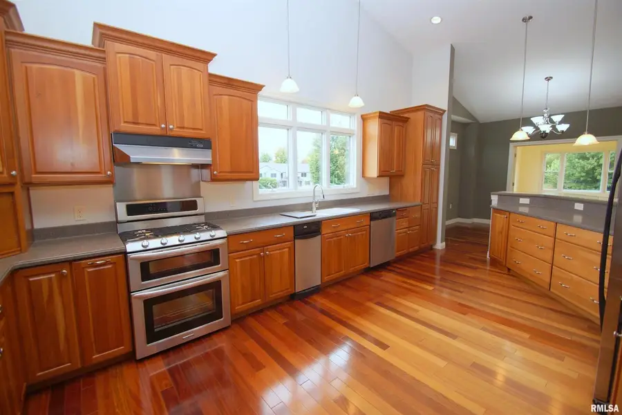 5529 Baraboo Court, Davenport, IA 52804 - Image #2