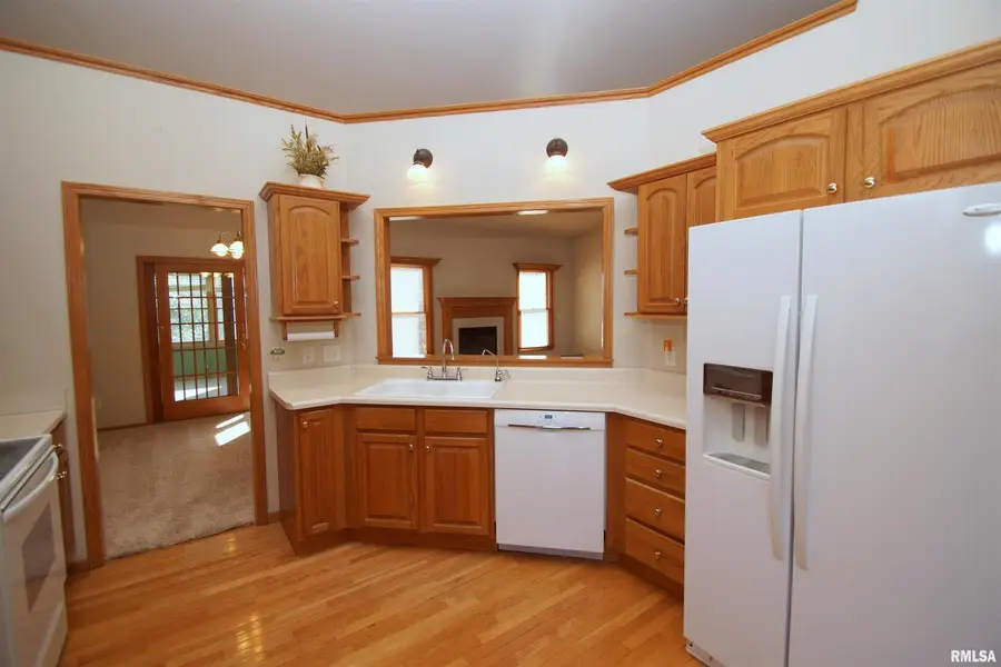 5321 Friendship Drive, Davenport, IA 52804 - Image #2