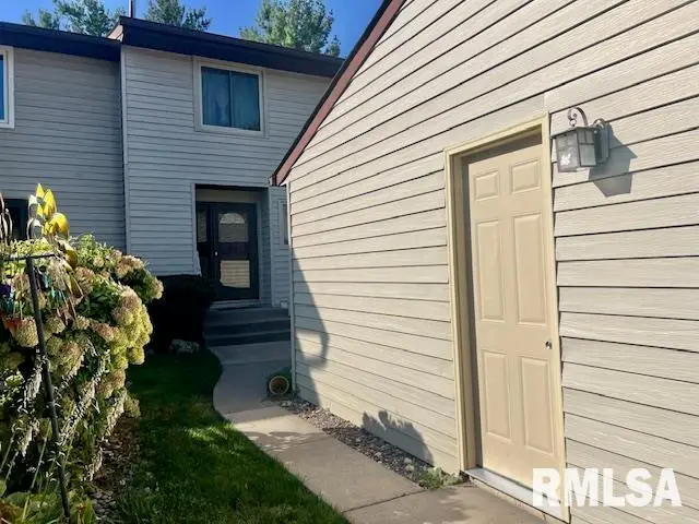 3550 Devils Glen Road, Bettendorf, IA 52722 - #2