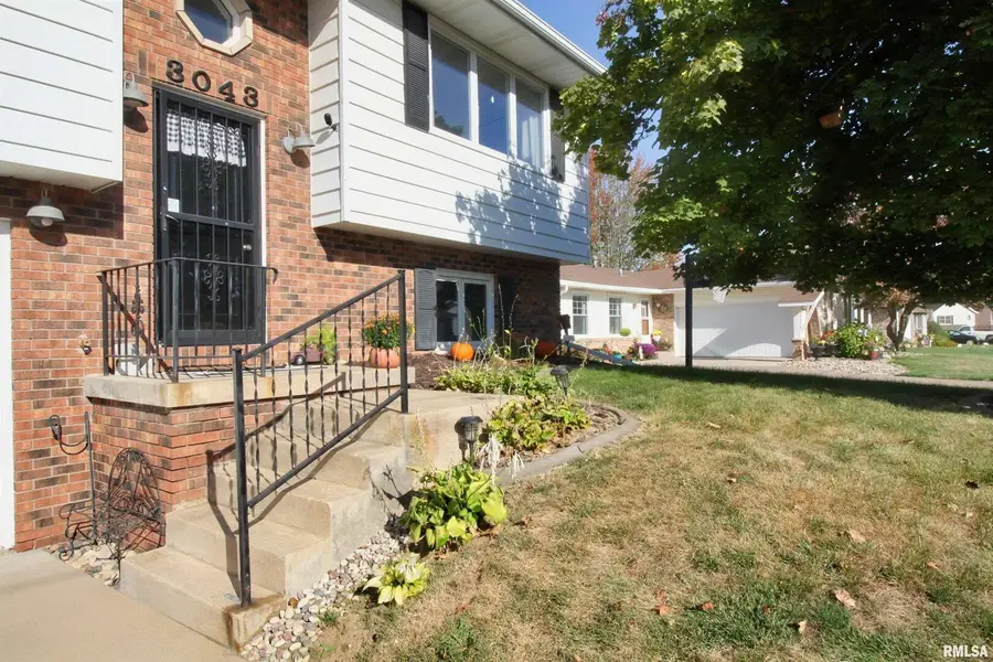 3043 17th St Ct Court, East Moline, IL 61244 - Image #3