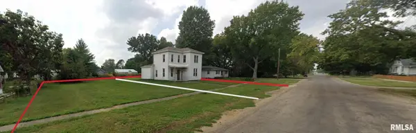 150 E Tanner Street, Waverly, IL 62692