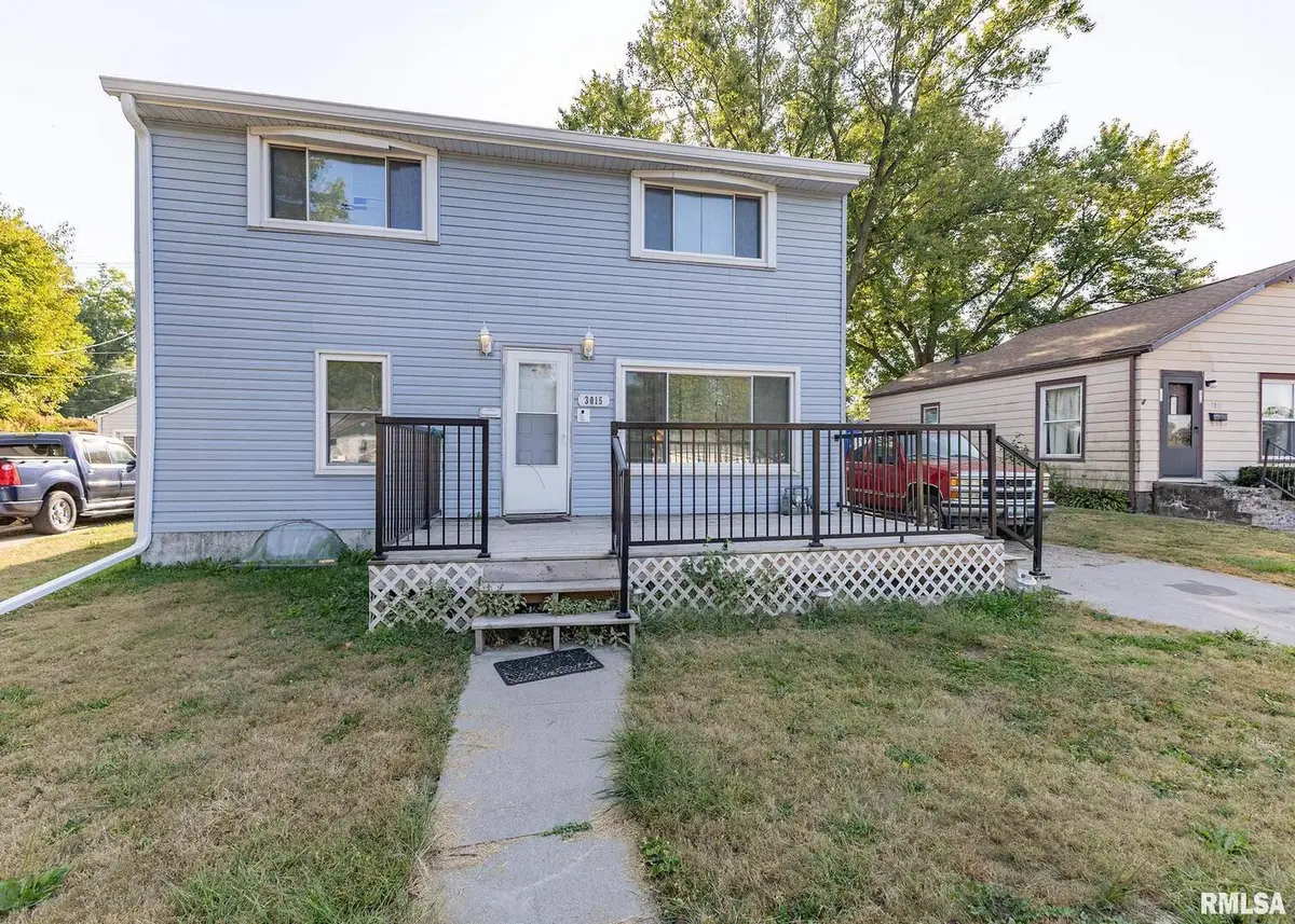 3015 N 3rd Street, Clinton, IA 52732 - Image #1